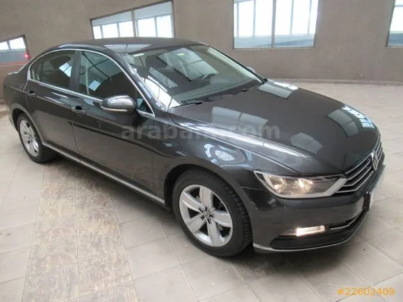 Volkswagen Passat 1.6 TDi BlueMotion Comfortline Image 2